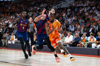 Con el ritmo de Jean Montero, Valencia Basket ha desarbolado al Barça.