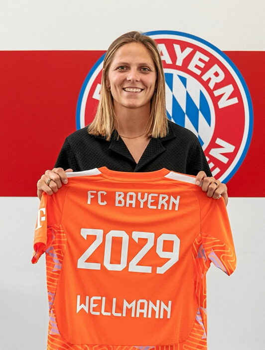 Wellmann renovó con el Bayern antes de ser cedida.