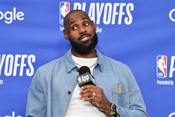 LeBron James vuelve a deshojar la margarita.