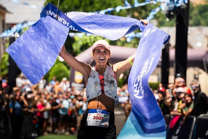 Sara Alonso, agotada pero feliz tras imponerse en Vielha.