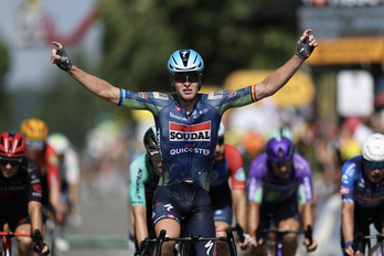Tim Merlier ha vuelto a ser el más rápido al sprint.