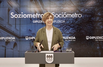 Irune Berasaluze Gipuzkoako foru bozeramailea, herrialdeko Soziometroaren aurkezpenean.