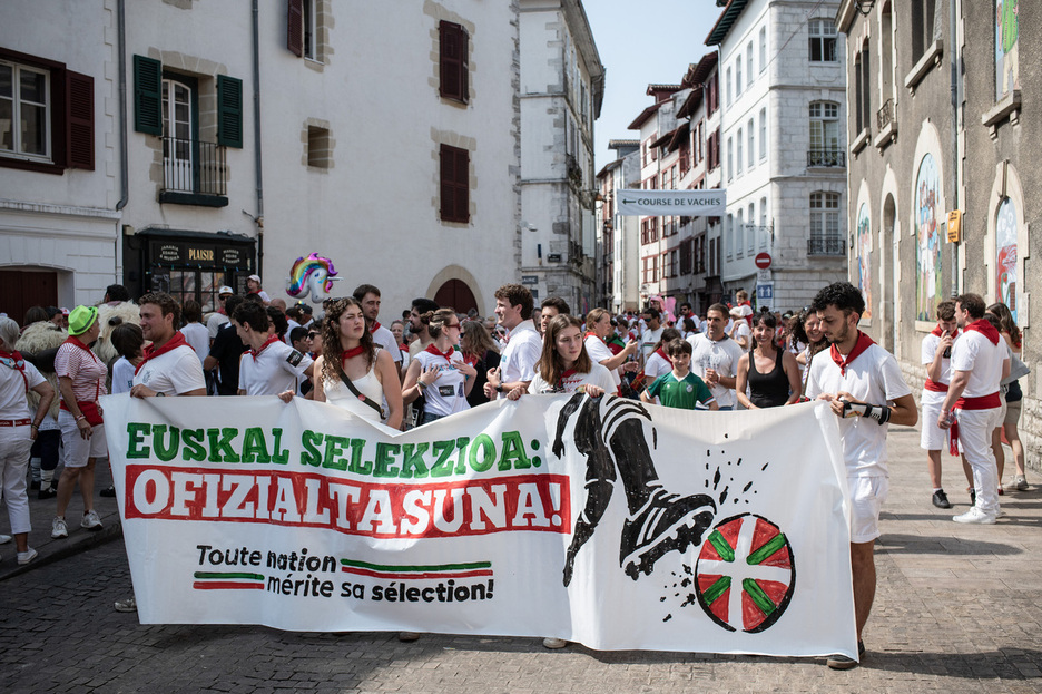 Baionako bestetan ere presente izan da aldarria. Baionako bestetan ere presente izan da aldarria.