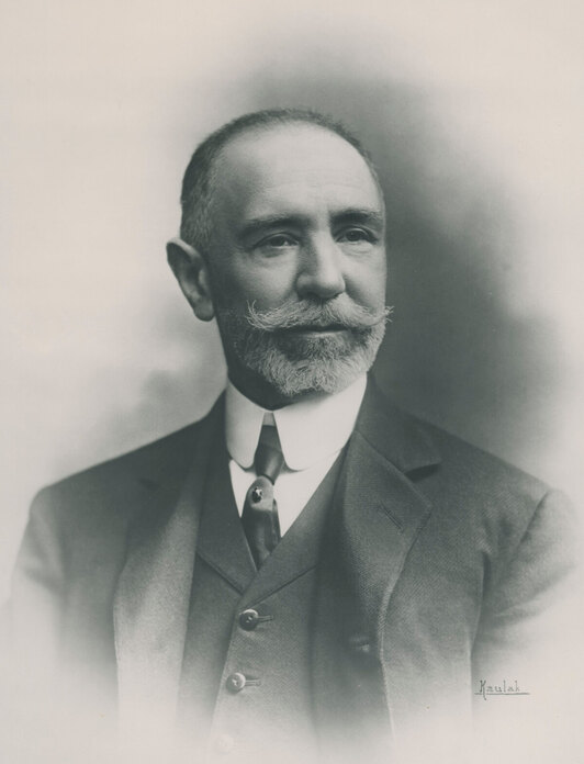 Heraclio Fournierren erretratoa.