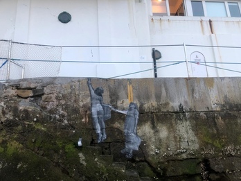 Donostiako Nautikoan agertu den grafitia.