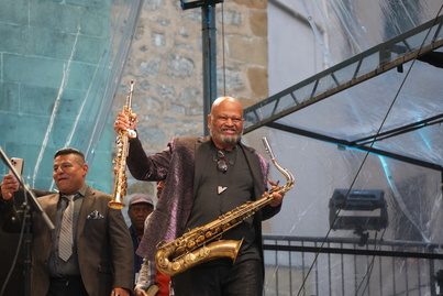El veterano saxofonista Azar Lawrence, en su homenaje a John Coltrane.