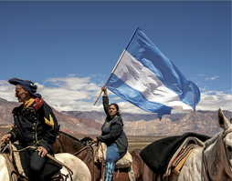 Habitantes de Uspallata participan en una de las movilizaciones contra el proyecto minero San Jorge.