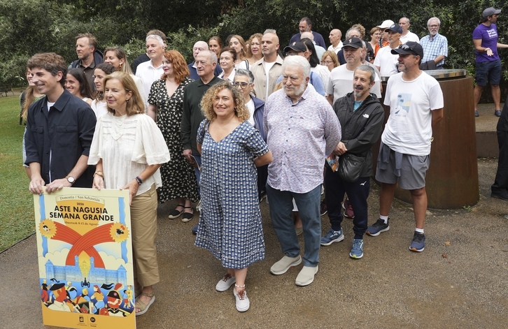 Donostiako Aste Nagusiko programazioaren aurkezpena, Gladys Enea parkean.