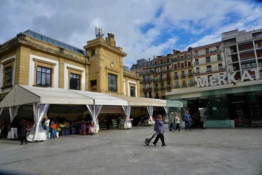 Donostiako Bretxako Arrandegi eraikina, artxiboko irudi batean.