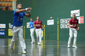 Larrazabal golpea la pelota en nla primera semifinal de La Blanca.
