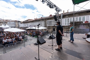 Una de las actuaciones durante las fiestas de Gasteiz.