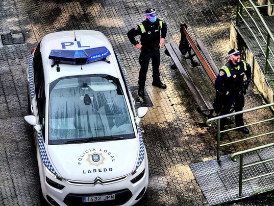 La Policía Local de Laredo tendría identificados a algunos autores de los hechos.