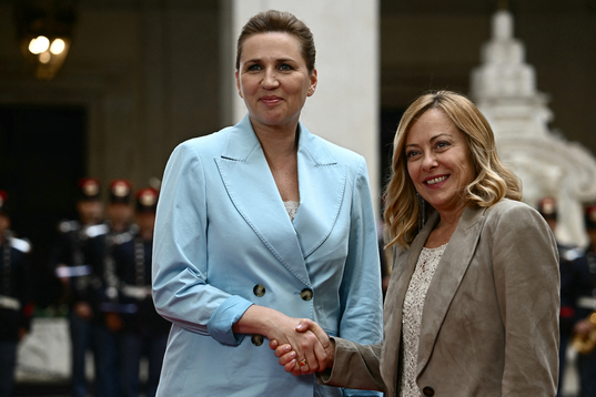 Imagen de archivo de Giorgia Meloni y Mette Frederiksen, en el Palazzo Chigi.