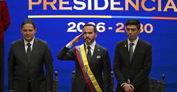 Abelardo de la Espriella, durante la ceremonia de su investidura como presidente.