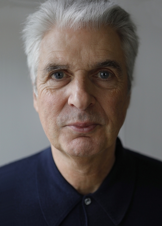 El autor londinense Jon Savage. 