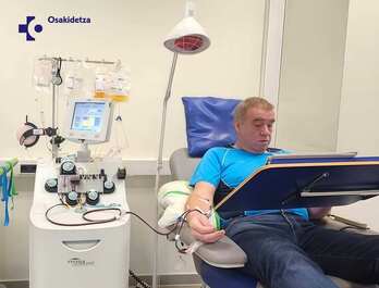 Plasma emateko puntua egokitu dute Eibarko ospitalean.