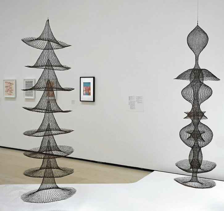 La retrospectiva de la artista estadounidense Ruth Asawa se puede visitar en el Museo Guggenheim de Bilbo hasta mediados de septiembre.