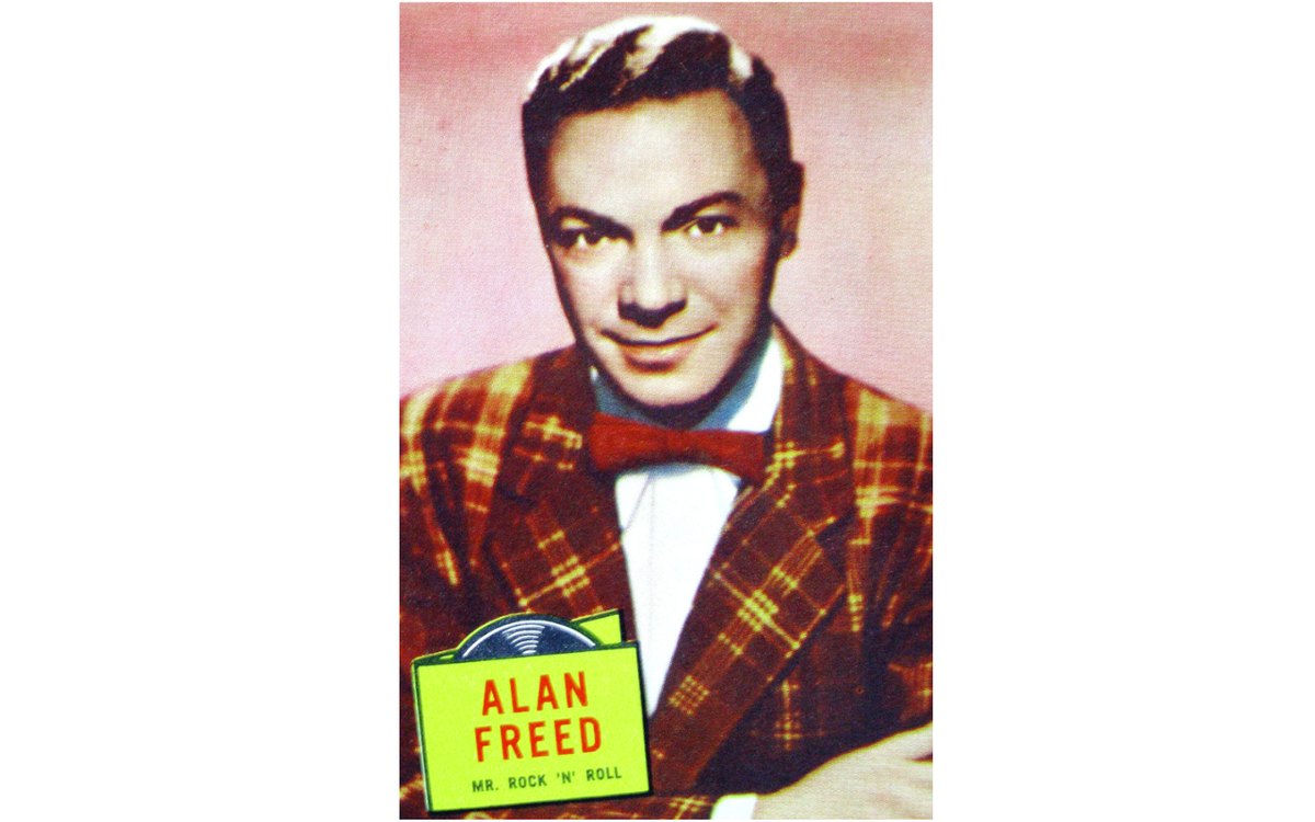 Rock and roll jauna deitu zioten Alan Freedi, baina musika genero honen hitza lehenagotik sortua zegoen (Wikimedia)