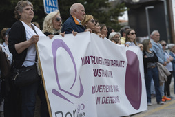 Apirilean Berangon indarkeria matxistaren aurka egindako protesta baten argazkia.