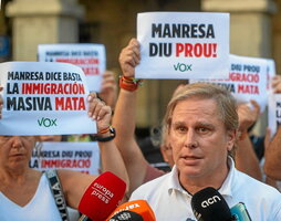 El portavoz de Vox en el Parlament, Joan Garriga, en una concentración en Manresa.