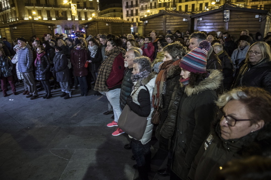 Concentración de Lunes Lilas en Iruñea.
