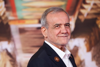 El presidente de Irán, Masud Pezeshkian, en la reunión de los BRICS en Nueva Delhi.