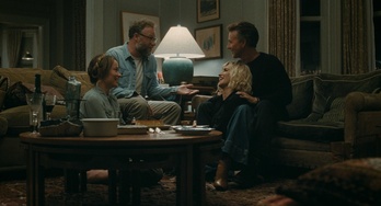 ‘The Invite’ filmeko fotograma.