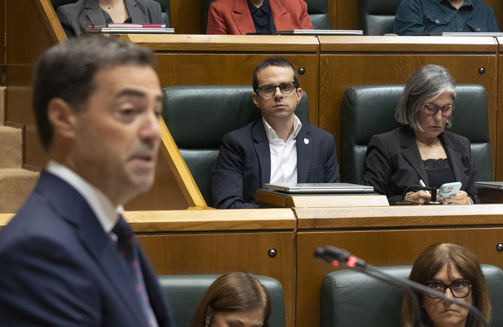 Otxandiano sigue el discurso de Pradales.