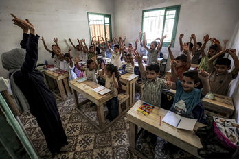 Un grupo de niños en una escuela de la ciudad de Gaza.