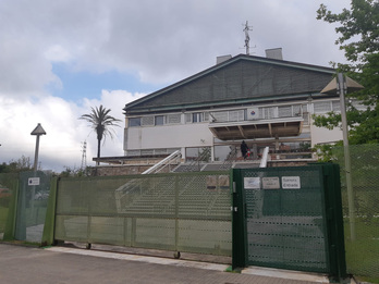 Nelson David fue detenido en Irun en 2002, tras entregarse en esta comisaría al trascender su imagen.