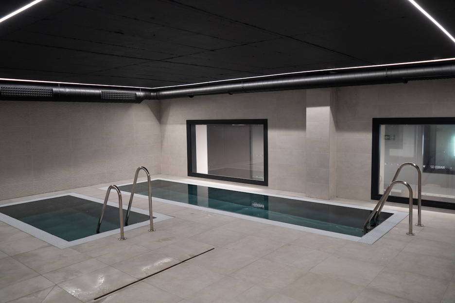 La sala de agua del primer equipo. La sala de agua del primer equipo.