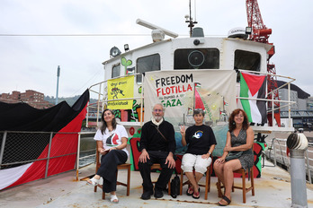La Flotilla de la Libertad, en su escala en Bizkaia antes de proseguir su viaje.
