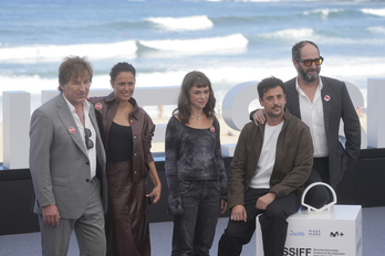 ‘Sacamantecas’ filmaren lantaldea, astelehen honetan Donostian.