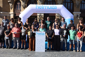 Comparecencia de Sare en la Plaza Arriaga de Bilbo. Comparecencia de Sare en la Plaza Arriaga de Bilbo.