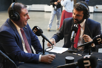 Unai Hualde NAIZ Irratiak Nafarroako Parlamentuan jarri duen txokoan.