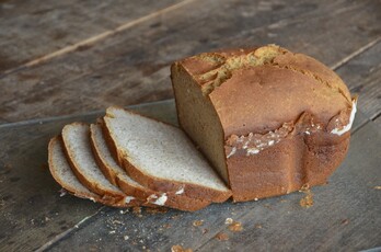 Glutenik gabeko ogia.