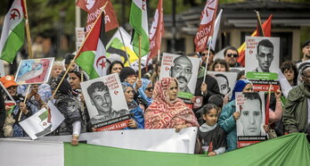 Manifestación de apoyo a los presos políticos saharauis de Gdeim Izik.