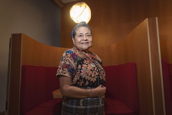 Rigoberta Menchú Tum, en Bilbo, justo antes de recoger el premio ‘Fair Saturday’