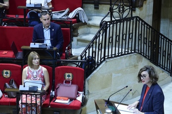 Etxanobe durante su intervención en el salón de plenos de la Casa de Juntas de Gernika.