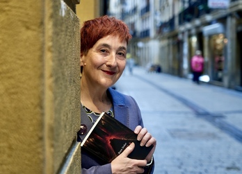 Ana Moralesek Donostian aurkeztu du ‘Drakula’ eleberriaren itzulpena.