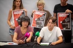 Anuncio de la convocatoria de huelga de técnicos de eventos y espectáculos de Nafarroa, el lunes en la sede de LAB en Iruñea.