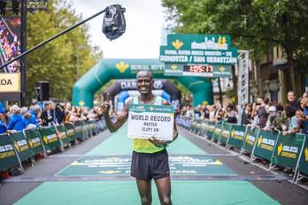 Mark Kosgey Kiptoo, munduko errekorrarekin.