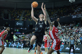 Bilbao Basket deberá afrontar el debut europeo sin Hlinason.
