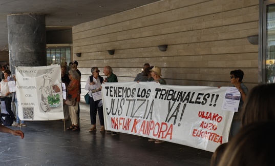 Kursaal parean egin duten mobilizazioa.