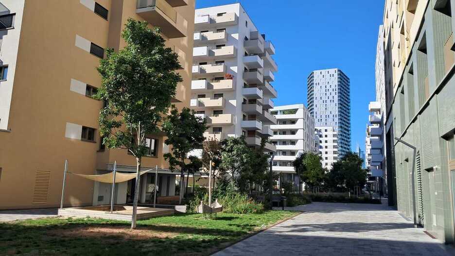 Barrio de Nordbahnhof, antes ocupado por instalaciones ferroviarias. Barrio de Nordbahnhof, antes ocupado por instalaciones ferroviarias.
