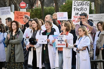 Una movilización de médicos en Bilbo por el Estatuto Marco, en marzo pasado.