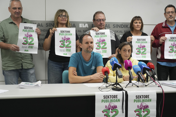 Presentación de la campaña de ELA para conseguir la jornada de 32 horas en el sector público en Nafarroa.