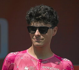 Markel Beloki, en Bilbo, en la Vuelta 2025.