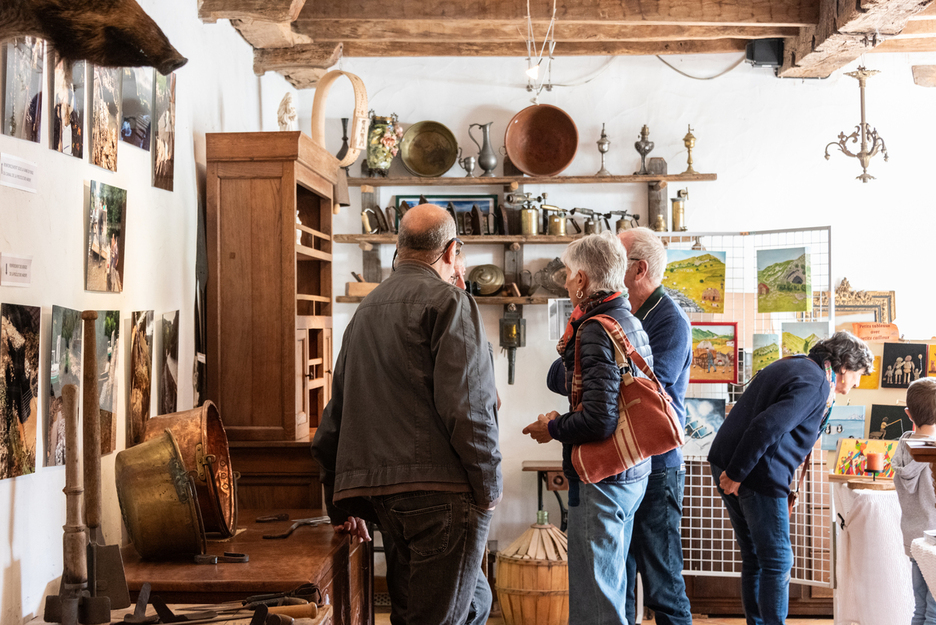 Le village des artisans proposait une exposition consacrée aux anciens outils agricoles.