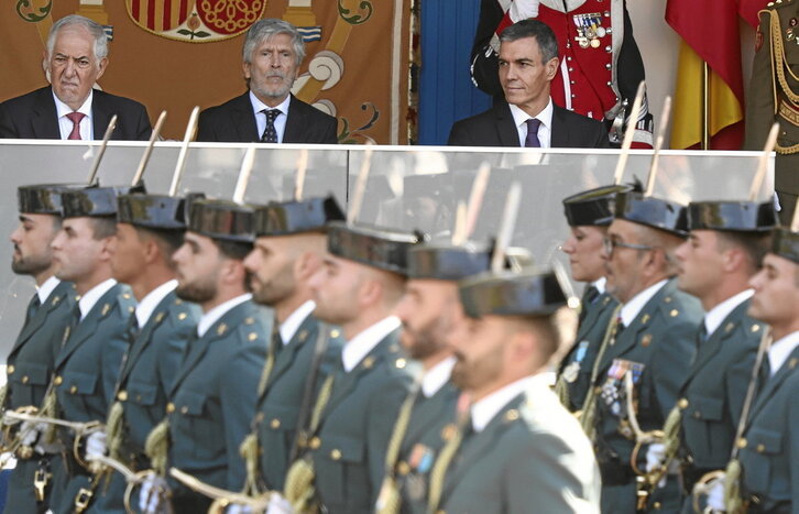 El presidente, Pedro Sánchez, en el desfile militar de ayer.